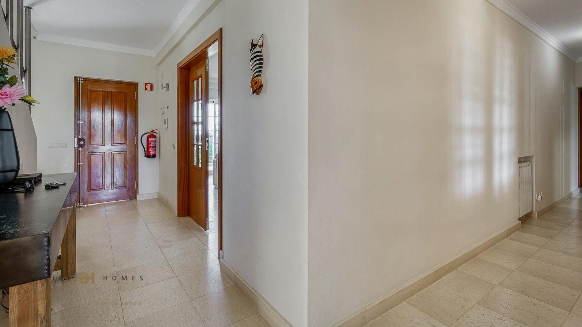 Luxuosa Moradia V5 Em Quarteira - Greice Homes Exterior foto