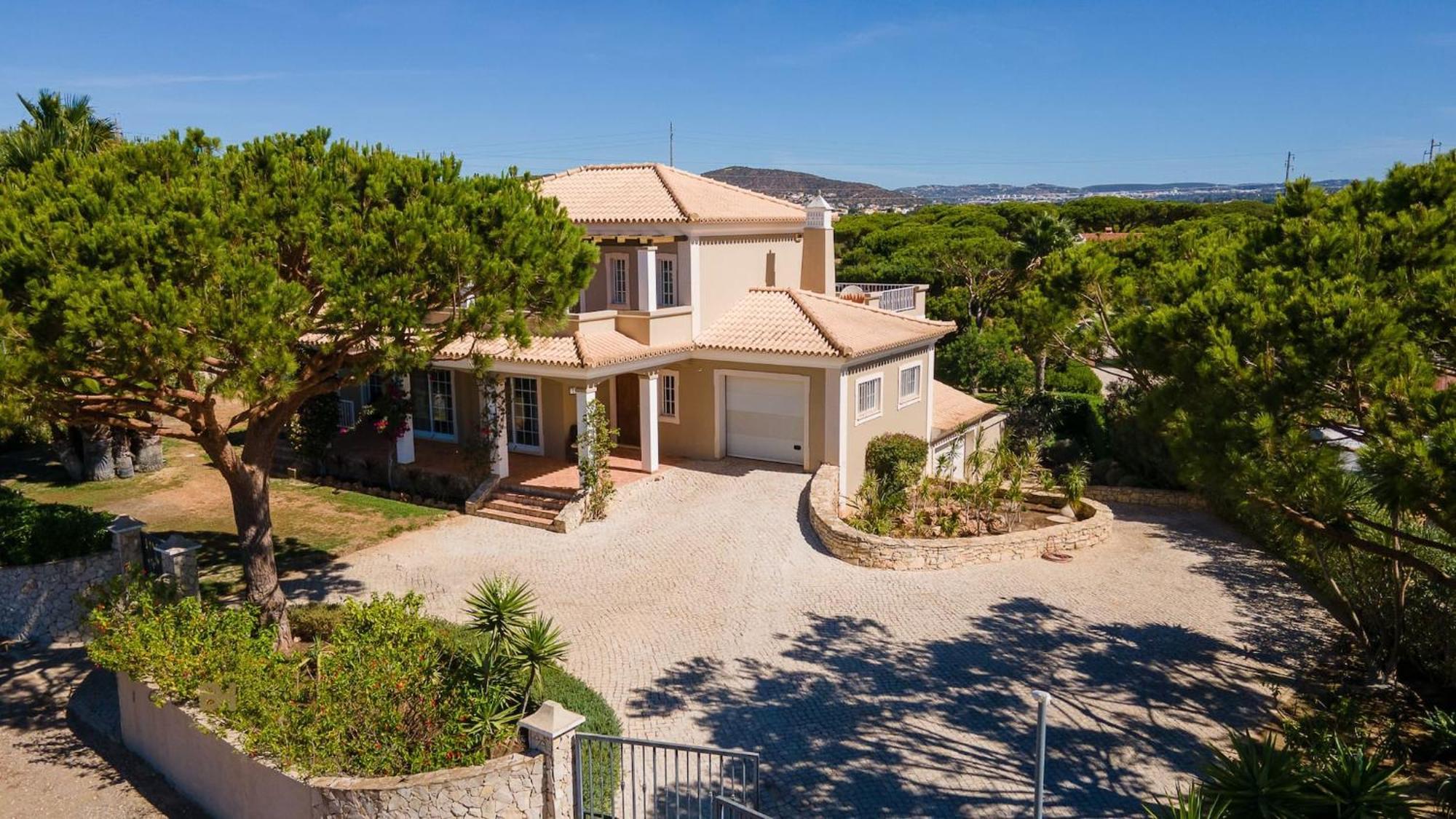 Luxuosa Moradia V5 Em Quarteira - Greice Homes Exterior foto
